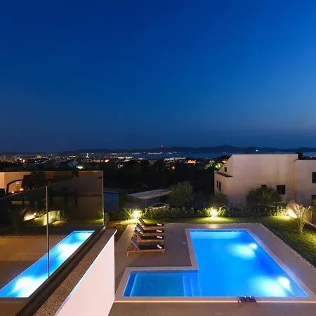 Beautiful Sunlight Villa *