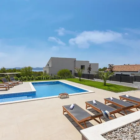 Beautiful Sunlight Villa Zadar